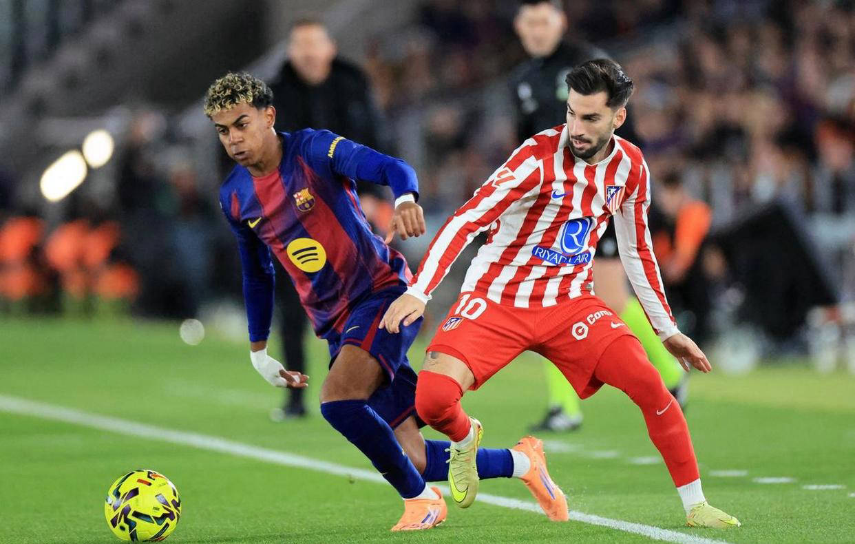 法比奥晒照：仔细看我受伤的右膝，你就知道我们队付出了一切（法比奥晒图：看我右膝的伤，就知道我们拼到极限）