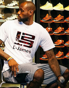 转会新动态！王牌外援签深圳，国脚中卫转投升班马，港脚选择国安（转会速递：王牌外援加盟深圳，国脚中卫投奔升班马，港脚签约国安）