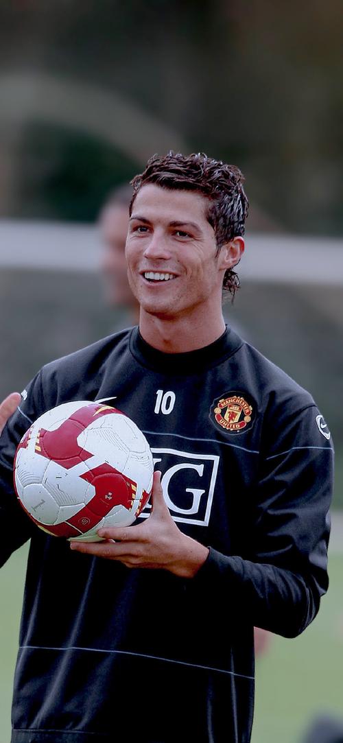 狄龙：我真希望上一场能放詹姆斯投绝杀，那球肯定是个三不沾（狄龙直言：要是上一战放詹姆斯出手绝杀，那球准成三不沾）