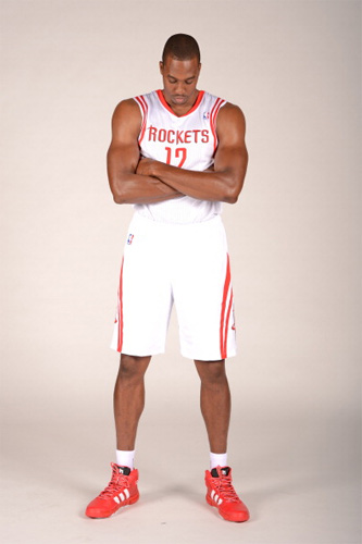 赫内斯：巴萨的债务超过13亿欧元，但在西甲却相安无事（赫内斯：巴萨债务逾13亿欧元，西甲仍未见波澜）