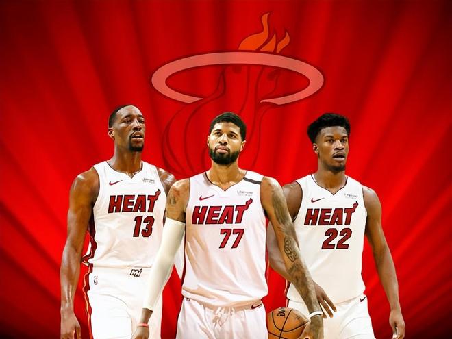 国际米兰连胜，齐沃调整团队，迪乌夫证明实力，马丁内斯复出，球队士气回升。（连胜护航，齐沃变阵奏效，迪乌夫发威，马丁内斯回归，蓝黑军团士气飙升）