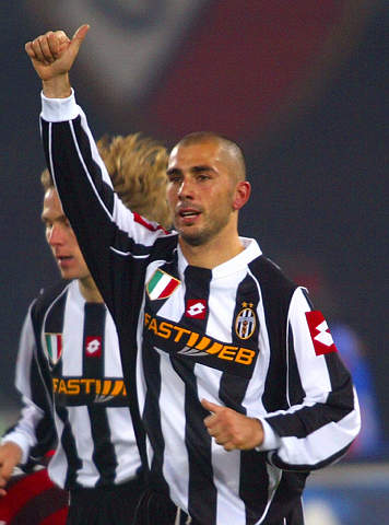 Shams报道浓眉遭遇腹股沟轻微拉伤（Shams：浓眉腹股沟轻微拉伤）