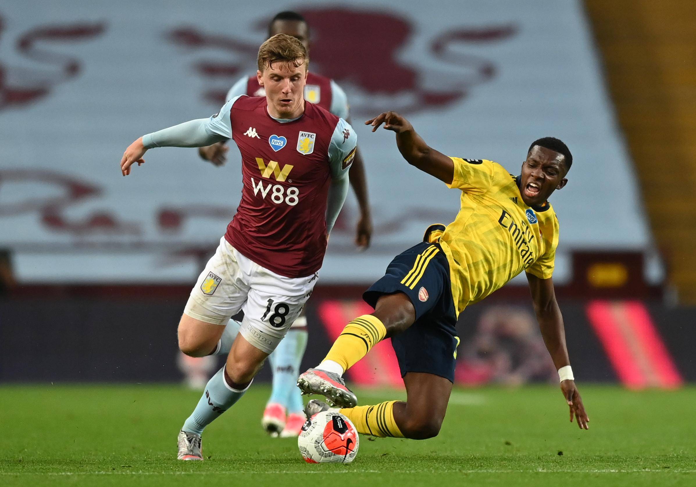 天助拜仁：3-1大冷门,26岁韩国球星闪耀欧洲,德甲第12掀翻德甲第2（3-1爆冷！德甲第12掀翻第2，26岁韩国球星大放异彩，拜仁笑纳利好）