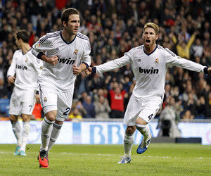 博洛尼亚门将斯科鲁普斯基：守门员首先必须会扑救，脚法其次（博洛尼亚门将斯科鲁普斯基：门将以扑救为先，脚下技术其次）