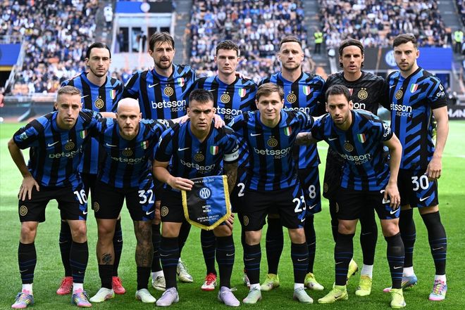 吉达国民总监：伊万-托尼不会在冬窗离开，转会传闻毫无根据（吉达国民总监辟谣：伊万-托尼冬窗留队，转会流言不实）