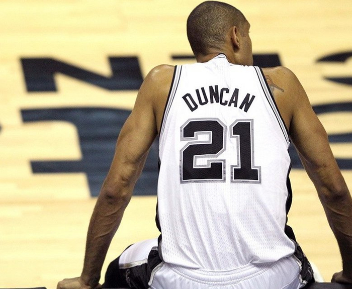 图片报：除了曼联之外，国米也接触阿德耶米经纪人门德斯（德媒图片报：除曼联外，国米也已与阿德耶米经纪人门德斯取得联系）