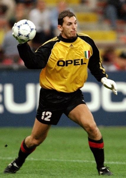 塔尔德利：国米因一个不存在的点球输给了利物浦（塔尔德利称：利物浦靠不存在的点球击败国米）