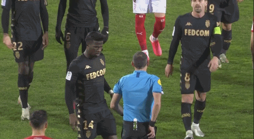 弗拉门戈后卫：我们需要保持进攻欲望，对阵巴黎将是一场精彩决赛（弗拉门戈后卫：保持进攻野心，对阵巴黎的决赛必将精彩）