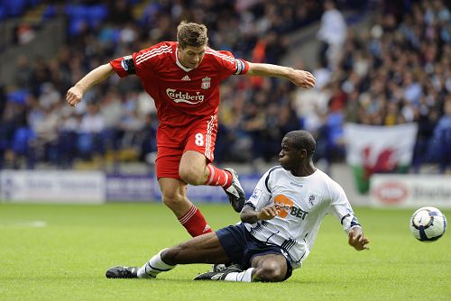 一日英超动向：阿森纳再次截胡切尔西，曼联前锋递交转会申请（英超今日快讯：阿森纳再度抢走切尔西目标，曼联前锋提交转会申请）
