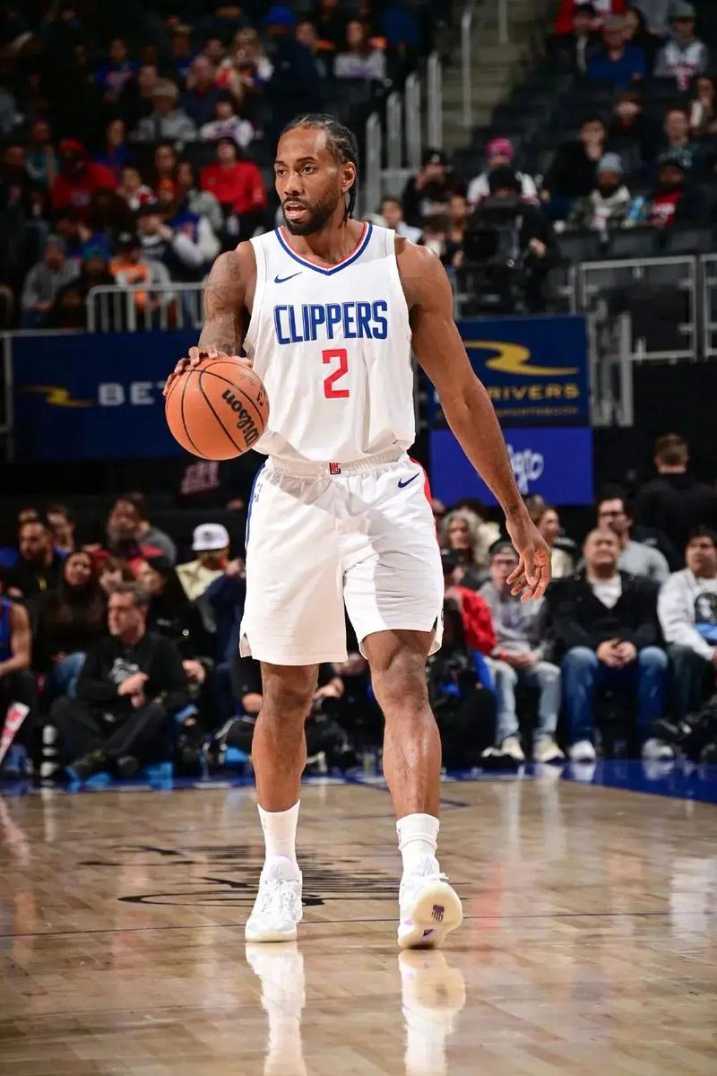 一战刷新4大纪录！哈登比肩科比还成NBA历史第1人（一役改写4项纪录！哈登追平科比并加冕NBA历史第一人）