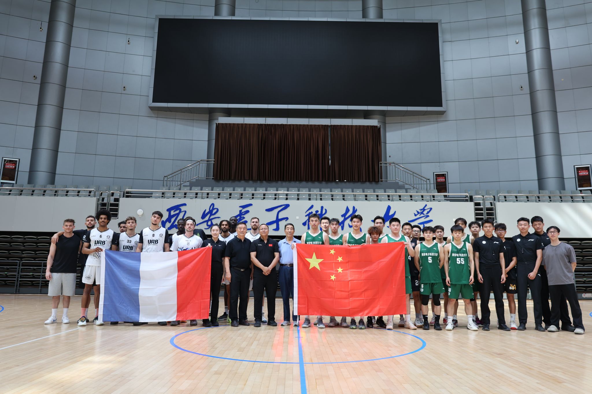 华佗队来了也没用（神医联手也无济于事）