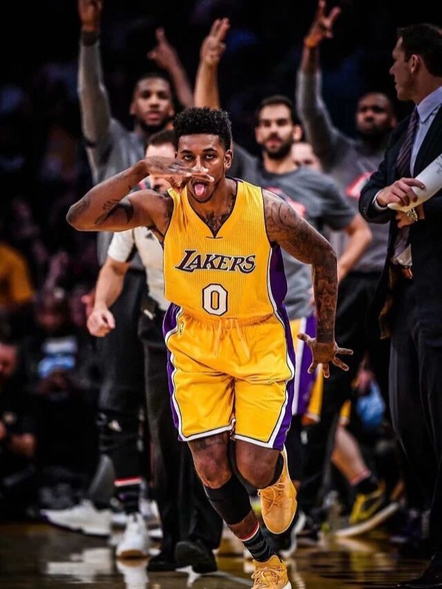 金畅质疑王钰栋经纪公司：德转错误的经纪人信息多了去了（金畅质疑王钰栋经纪团队：德转经纪人信息频现错误）