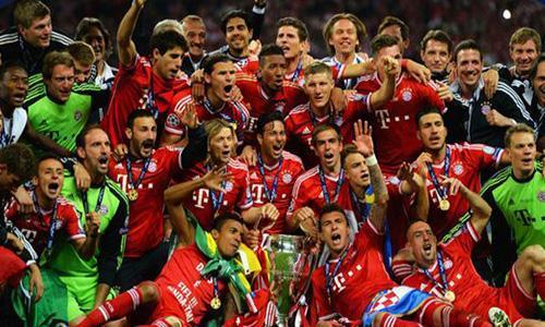 22出手却0罚球！约基奇10次三分出手缺乏侵略性 背靠背太累？（22次出手却零罚球，约基奇三分投10次显侵略性不足，背靠背消耗过大？）